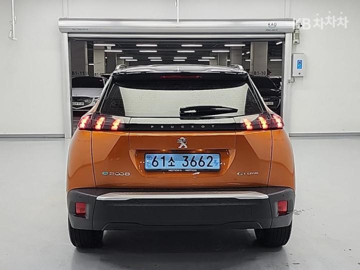 Peugeot 2008 e- GT Line 4
