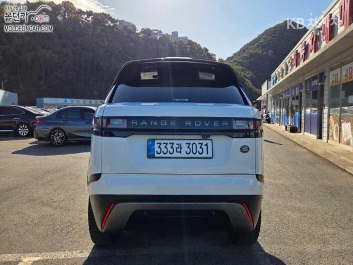 Land Rover Range Rover Velar 2.0 D240 R-Dynamic SE 5