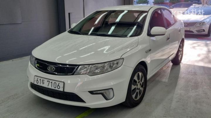 Kia Forte 1.6 Hybrid LPI HEV Premium Type 3