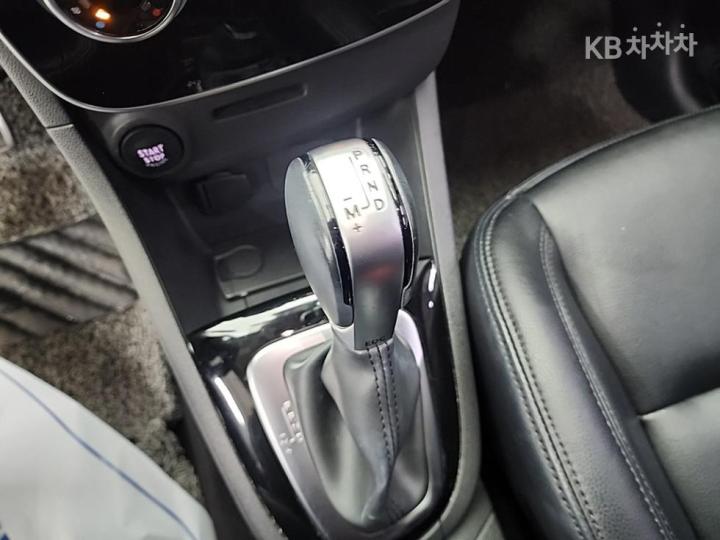 Renault Clio 1.5dci Intense 9