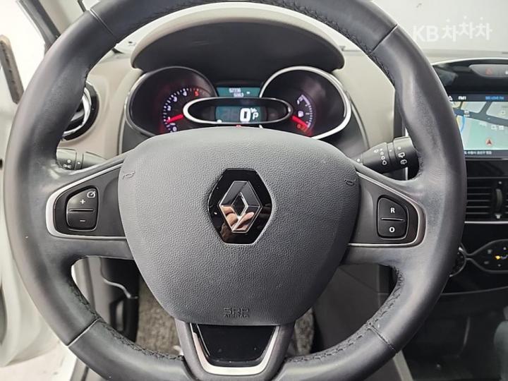 Renault Clio 1.5dci Intense 10