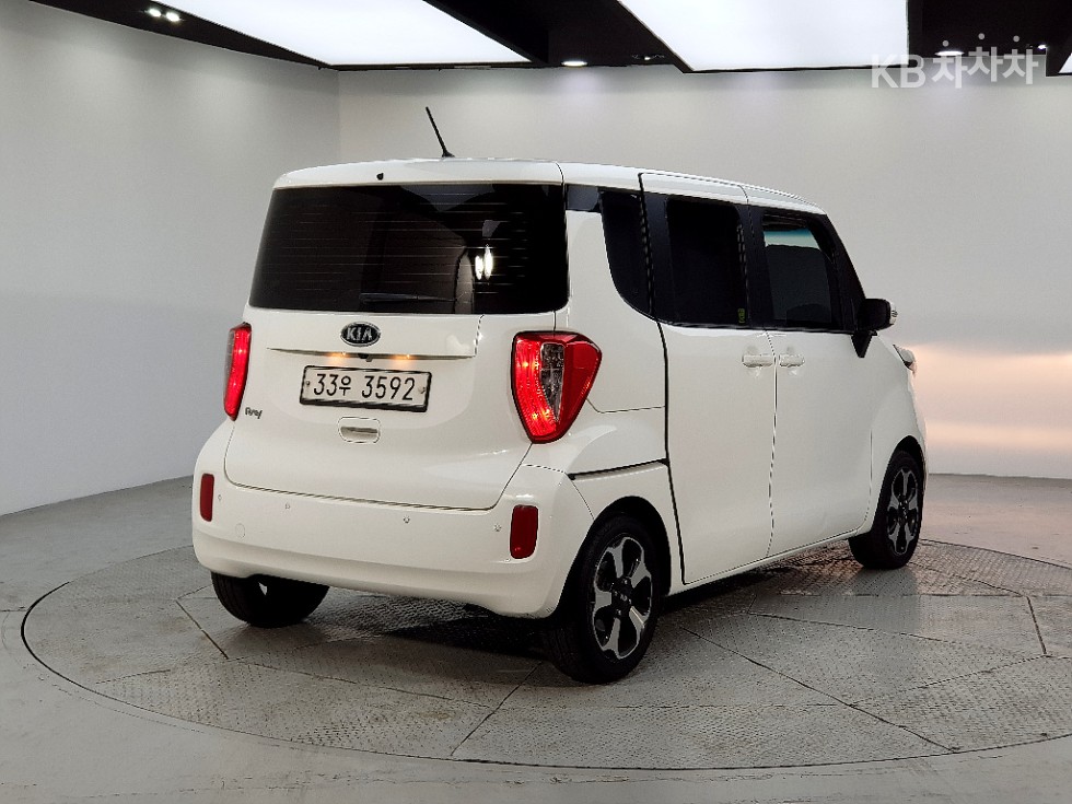 2012 - kia ray