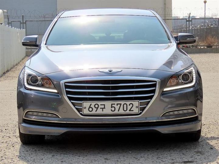 Hyundai Genesis DH G330 Modern
