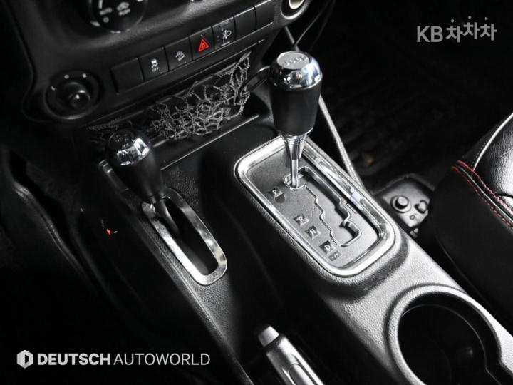 Jeep Wrangler 3.6 Rubicon 4 Duo JK 07 year ~ now 10