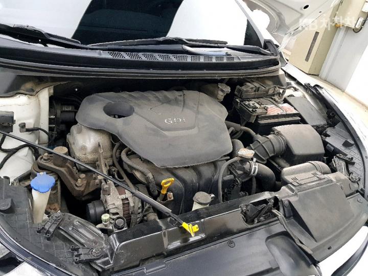 Hyundai Avante MD M16 GDi PREMIER 7