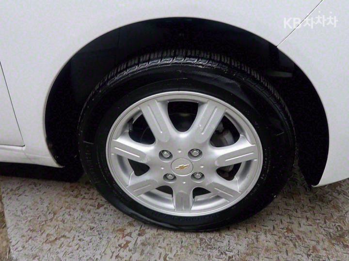 Chevrolet Spark LS Star 9