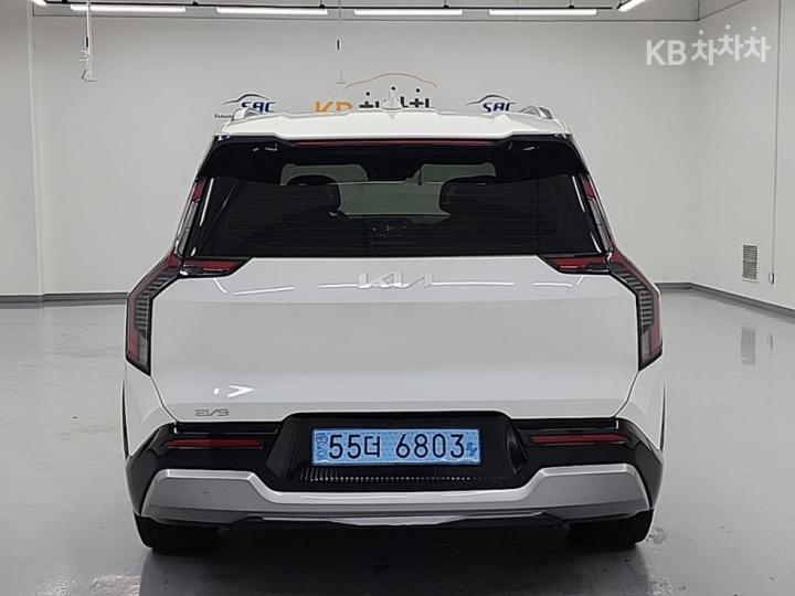 Kia EV9 Long Range 2WD Earth 4