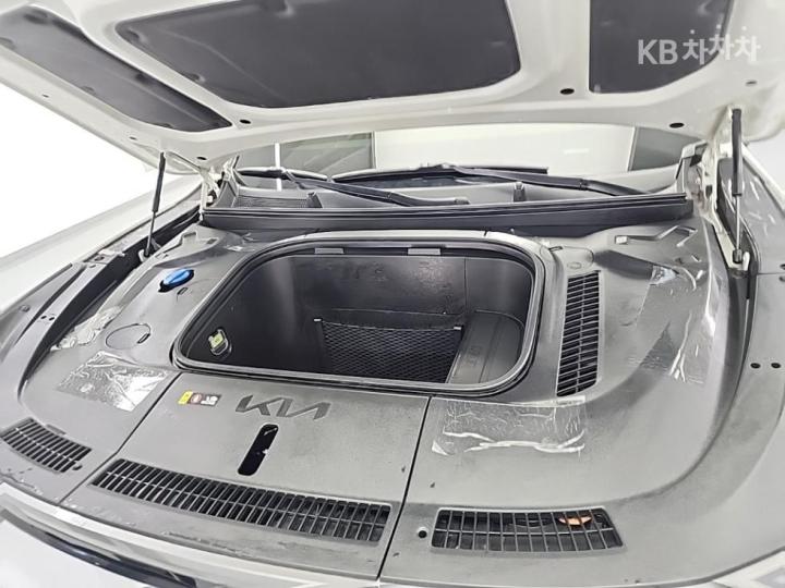 Kia EV9 Long Range 2WD Earth 6