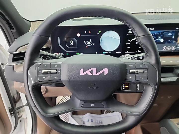 Kia EV9 Long Range 2WD Earth 10