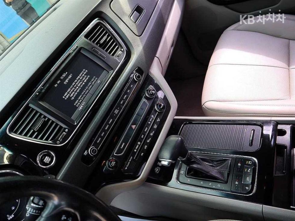2017 - kia carnival