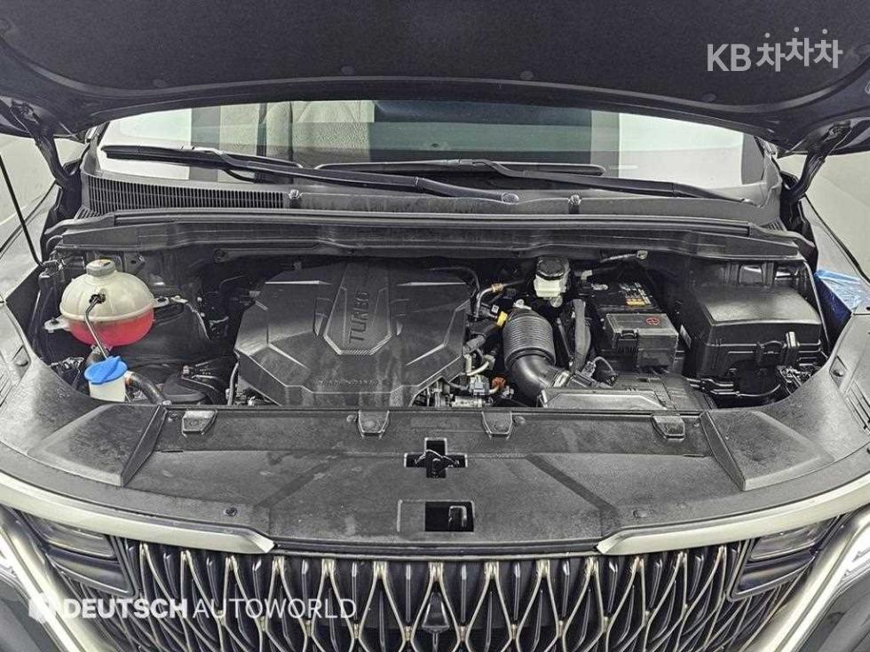 2022 - kia carnival
