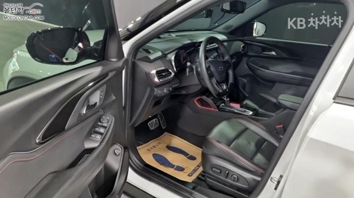 Chevrolet Trailblazer 1.35 Gasoline 2WD RS 10