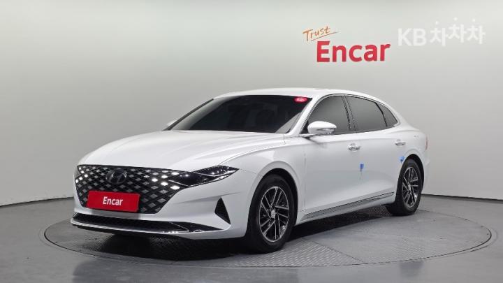 Hyundai Grandeur LPi 3.0 렌터카 — foto 1