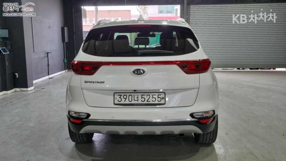 2020 - kia sportage