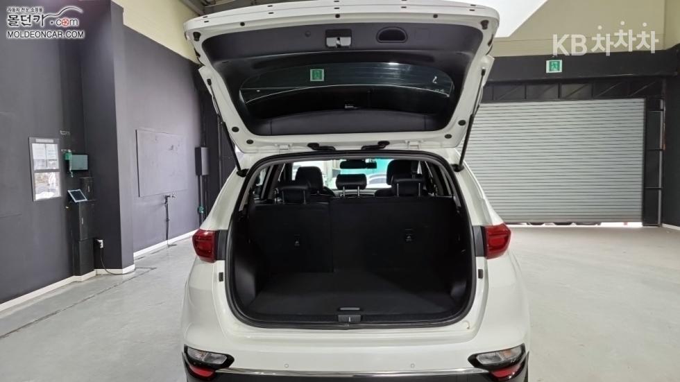 2020 - kia sportage
