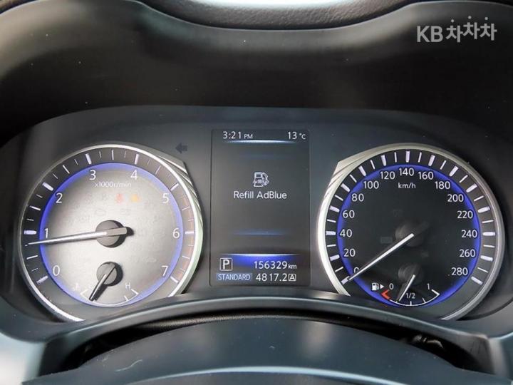 Infiniti Q50 2.2d Premium 9