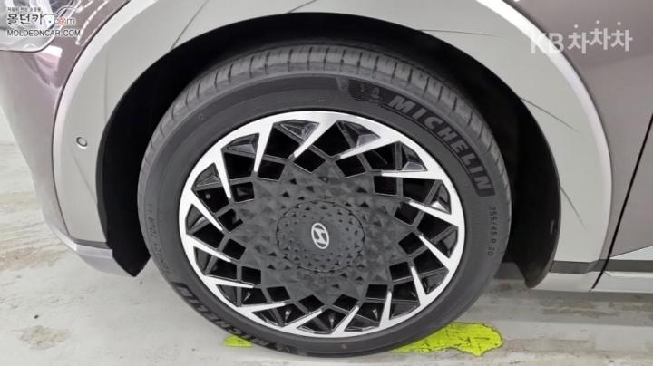 Hyundai IONIQ 5 Long Range Prestige 7