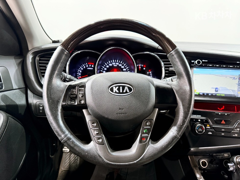 2011 - kia k5