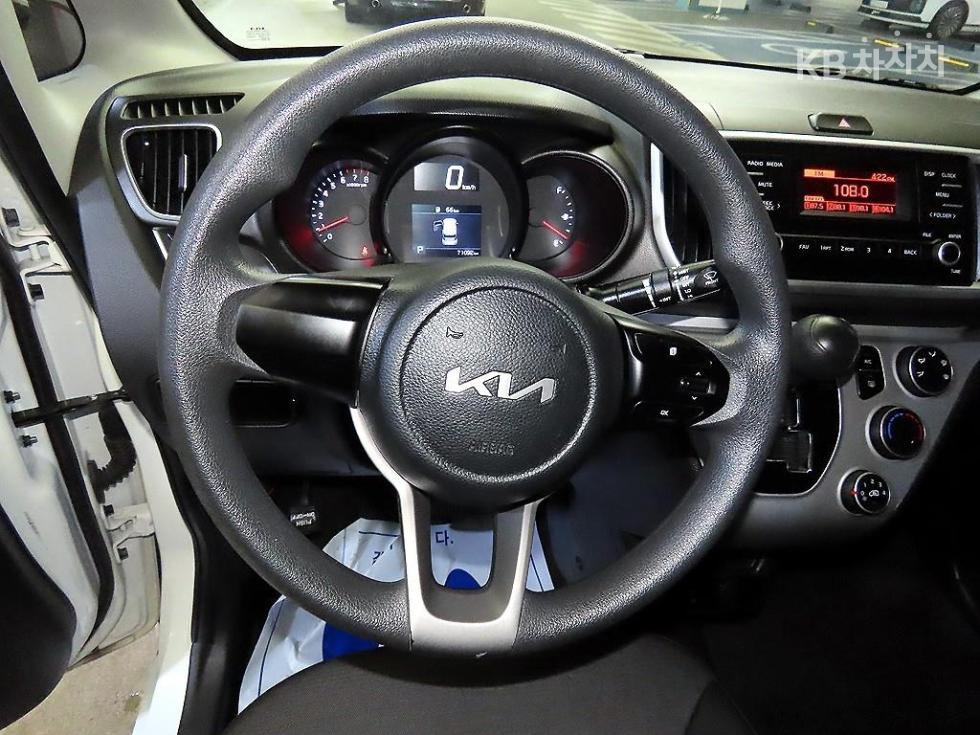 2022 - kia ray