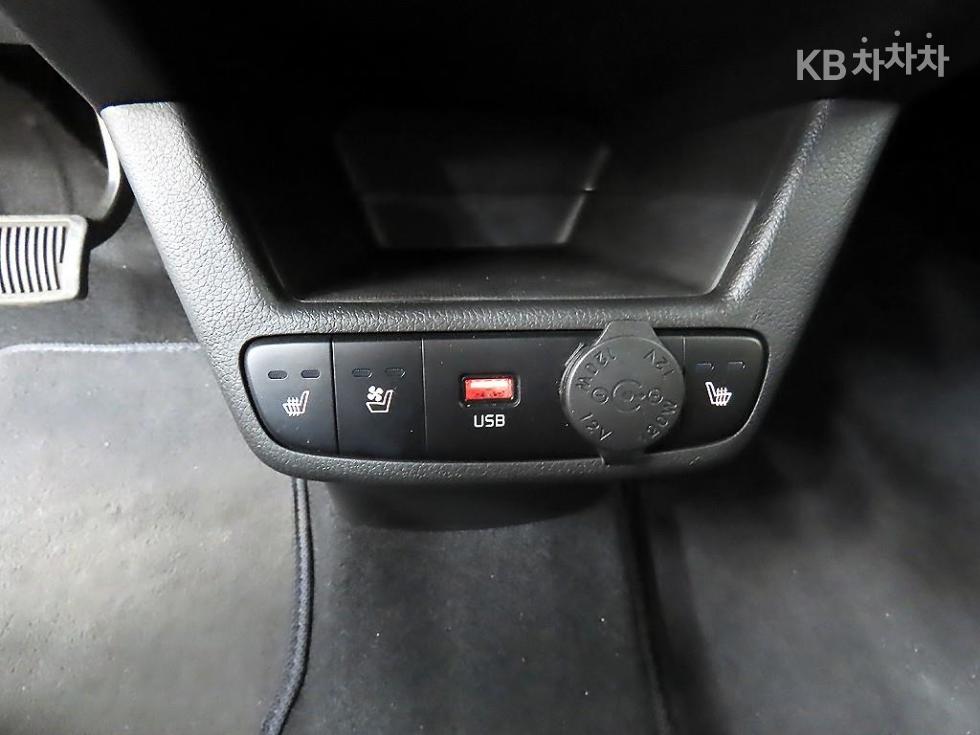 2025 - kia kia