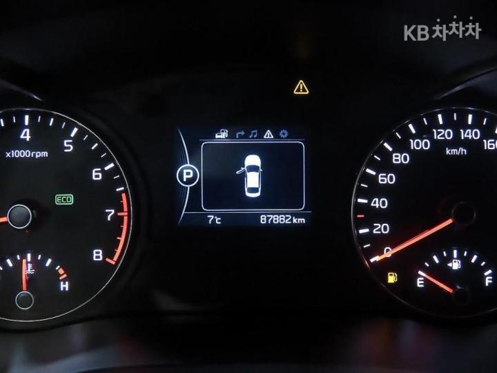 Kia K5 2.0 Gasoline MX Prestige 10