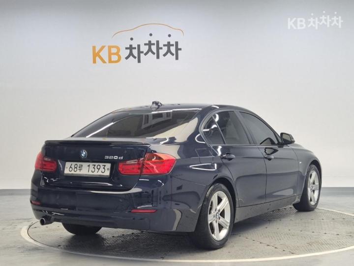 BMW 3 Series New 320d F30 4
