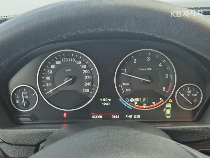 BMW 3 Series New 320d F30 7