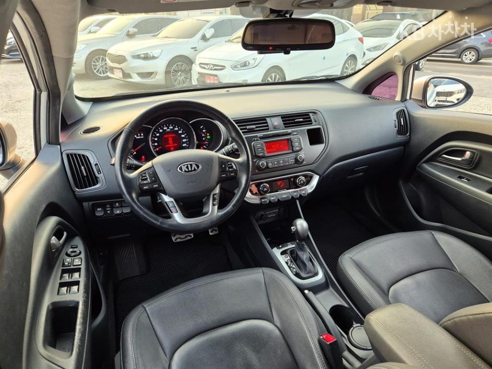 2014 - kia pride