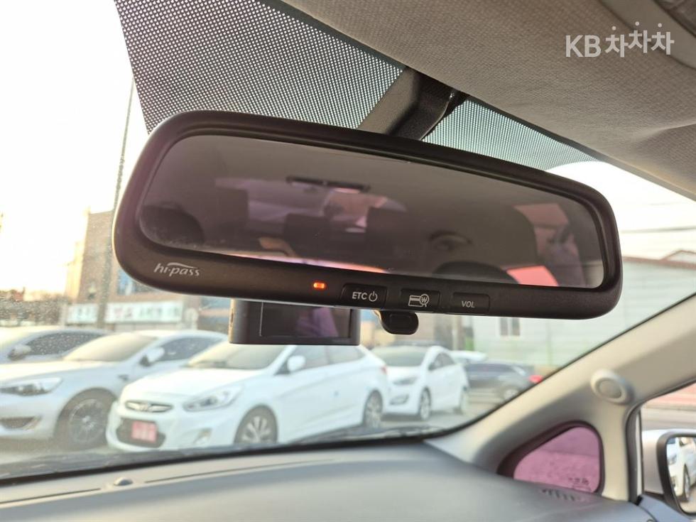 2014 - kia pride