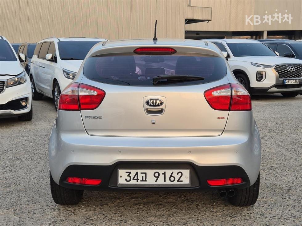 2014 - kia pride