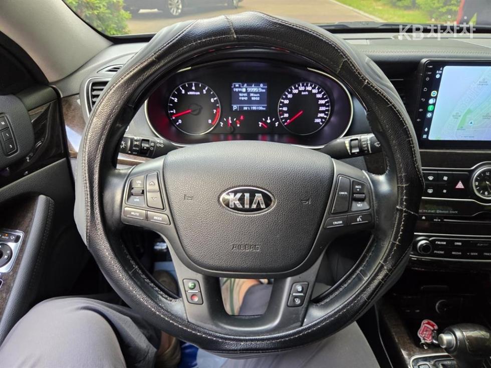 2013 - kia k7
