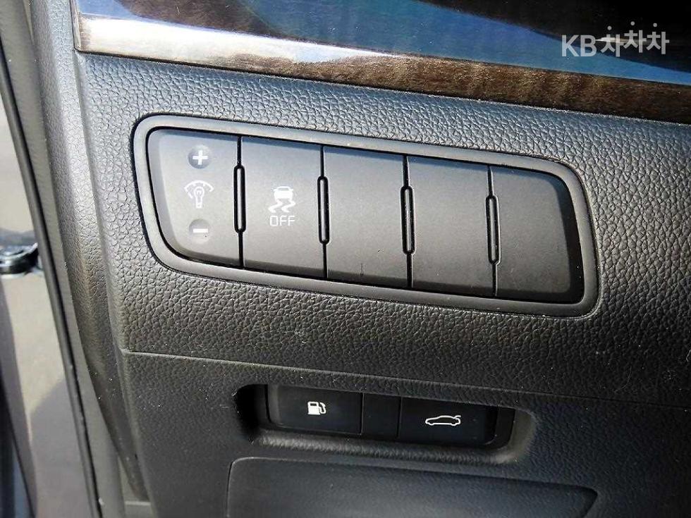 2013 - kia k7