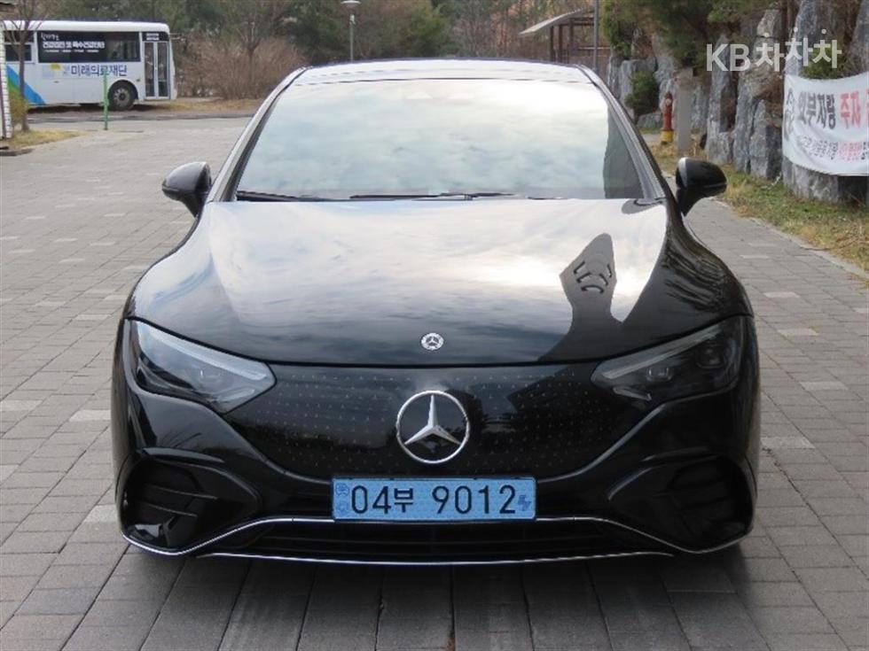 벤츠 EQE (V295)