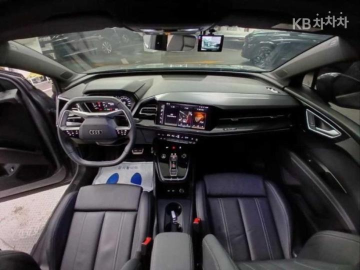 Audi Q4 e-tron 45 Sportback Premium 6