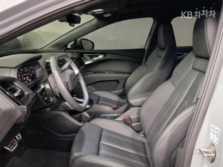 Audi Q4 e-tron 45 Sportback Premium 7