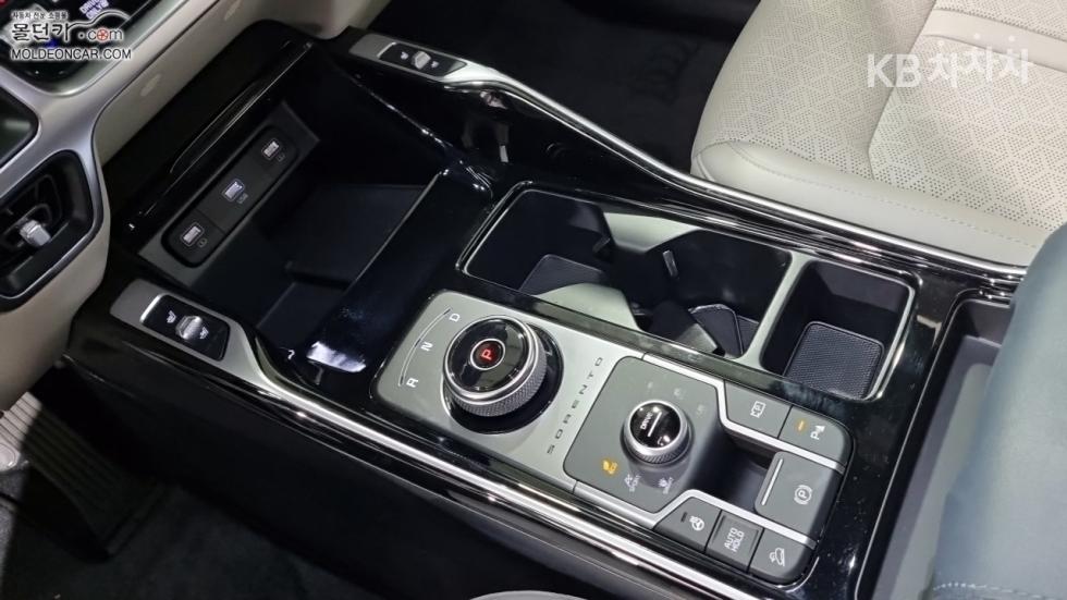 2022 - kia sorento