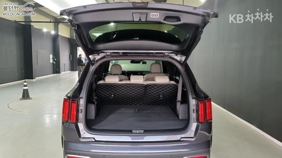 2022 - kia sorento