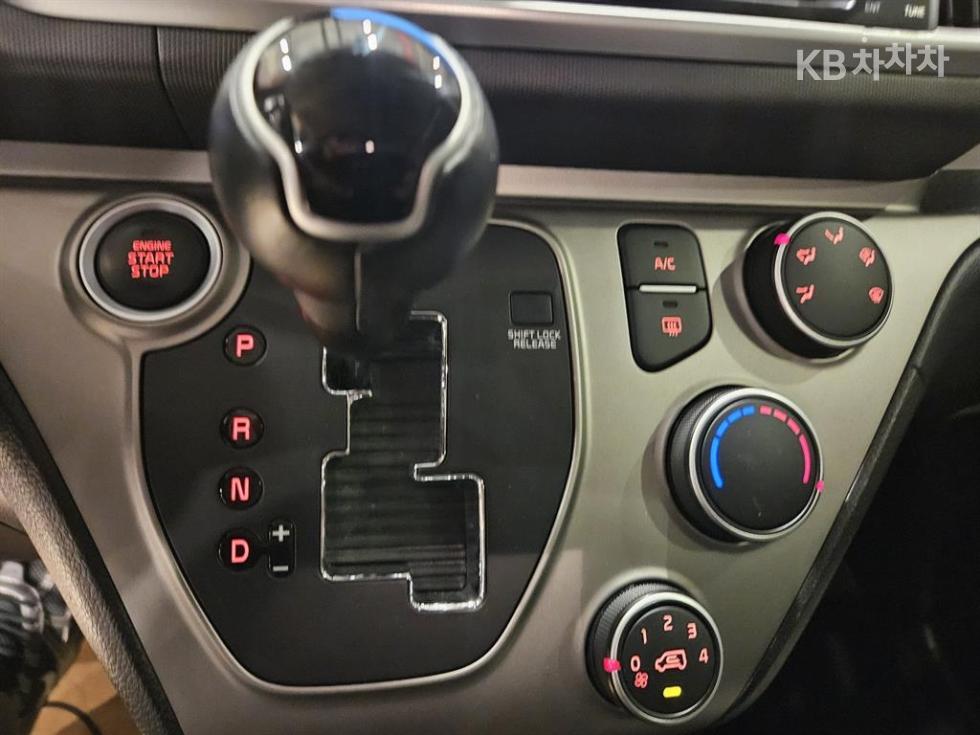 2020 - kia ray