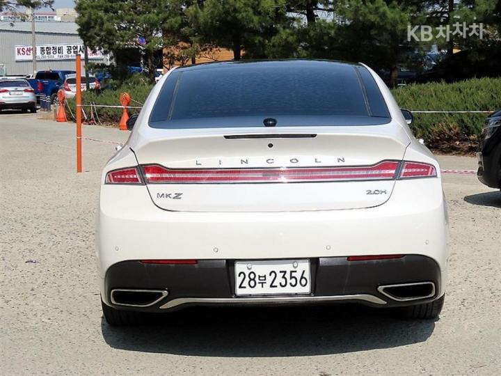 Lincoln MKZ New 2.0 Hybrid CVT Reserve 5