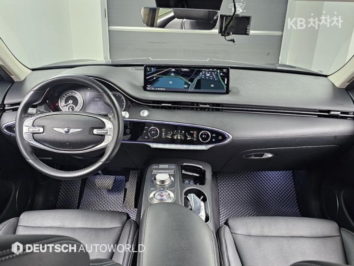 Genesis GV70 Diesel 2.2 2WD 8