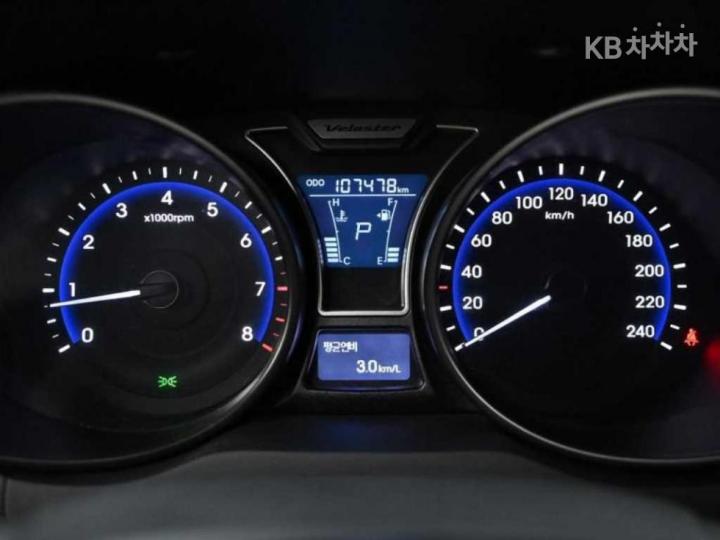 Hyundai Veloster Turbo D Spec Base Type 10