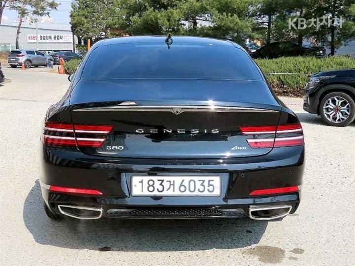 Genesis G80 — miniaturë 4