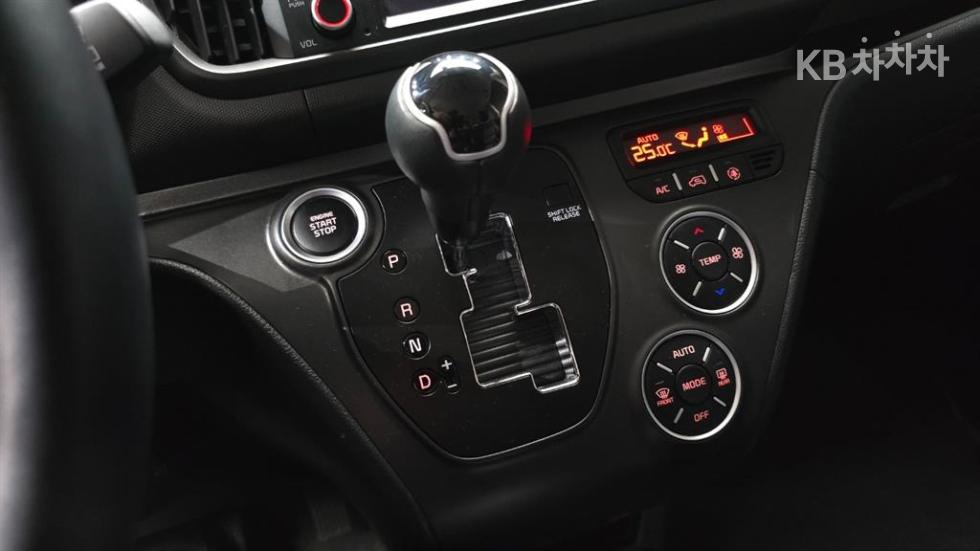 2024 - kia kia