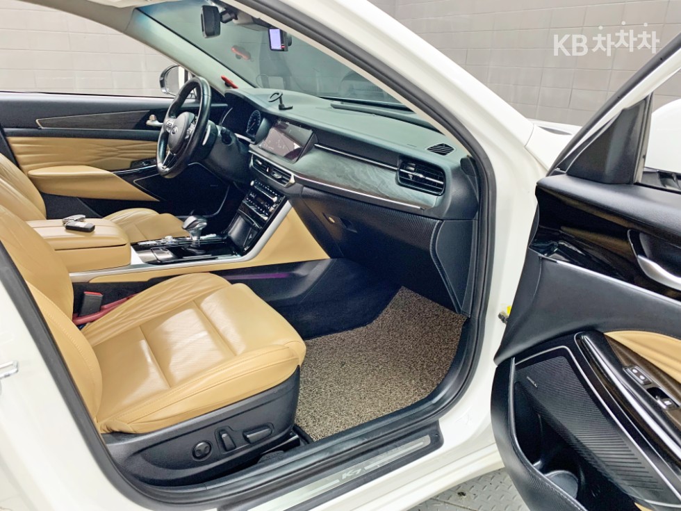 2020 - kia k7