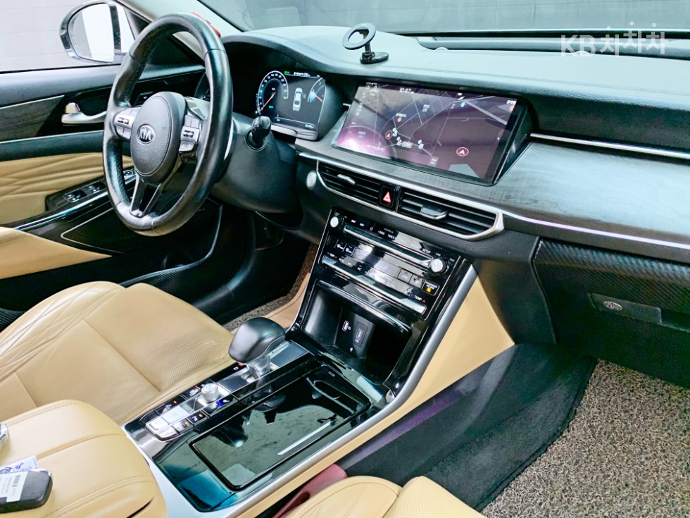 2020 - kia k7