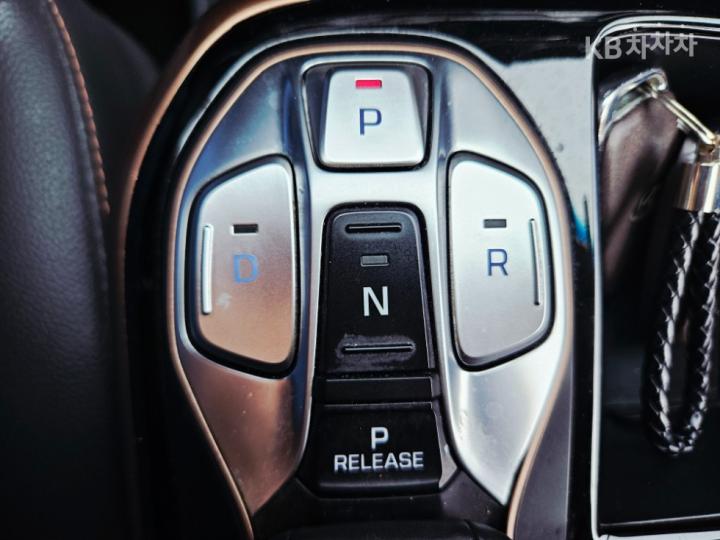 Hyundai IONIQ Electric N 10