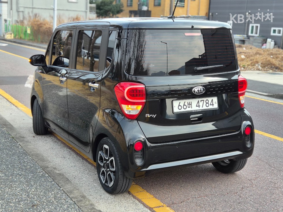 2018 - kia ray