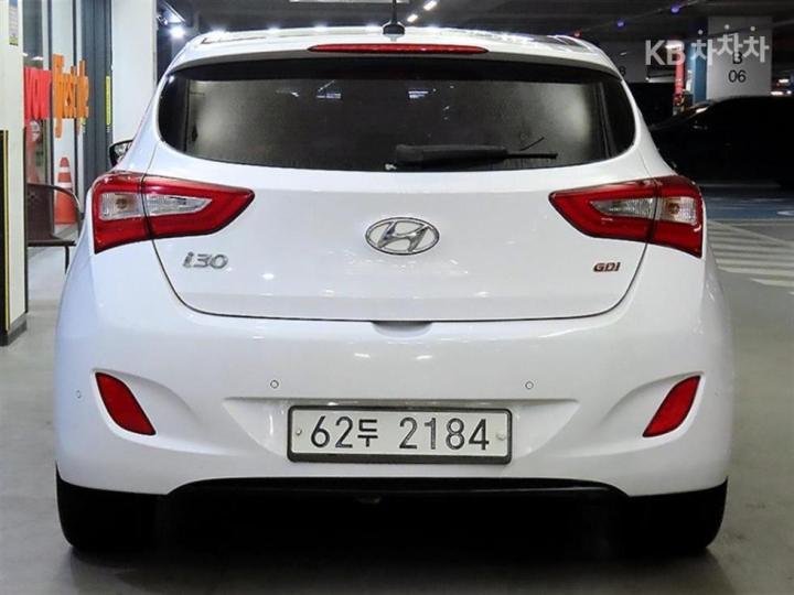 Hyundai i30 New 1.6 GDI Extreme 6