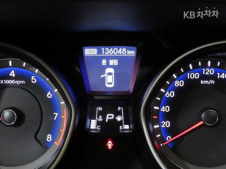 Hyundai i30 New 1.6 GDI Extreme 10