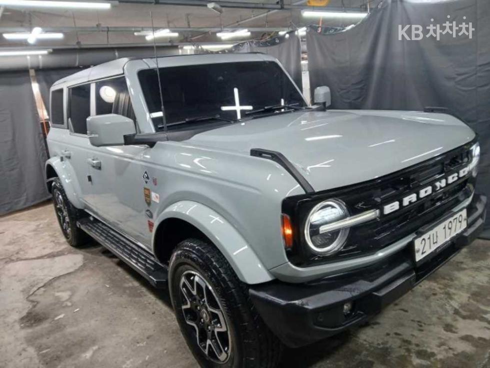 2024 - ford bronco